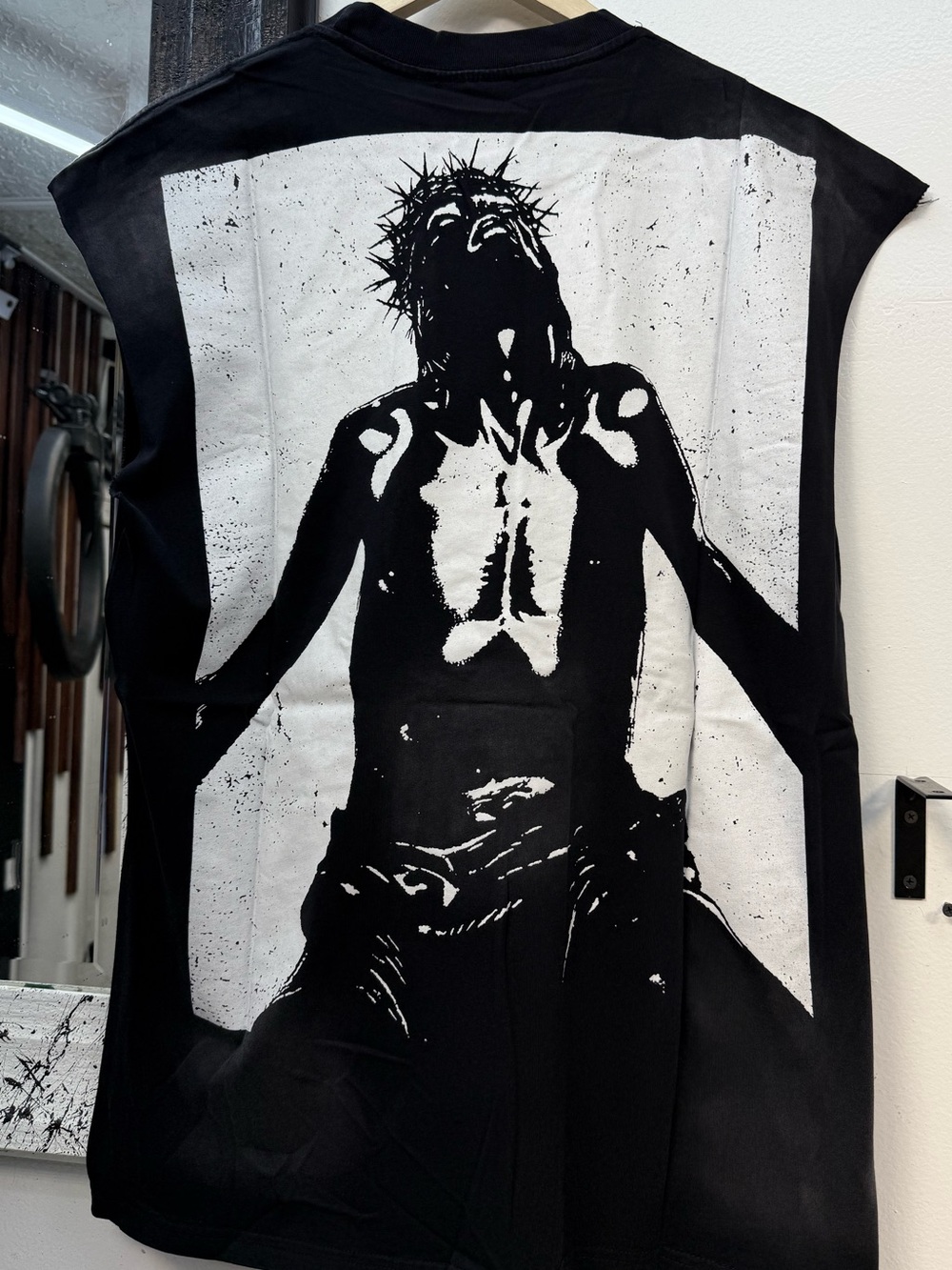 Hellstar Black double Graphic faded Sleeveless Mens Top with Pink Accents